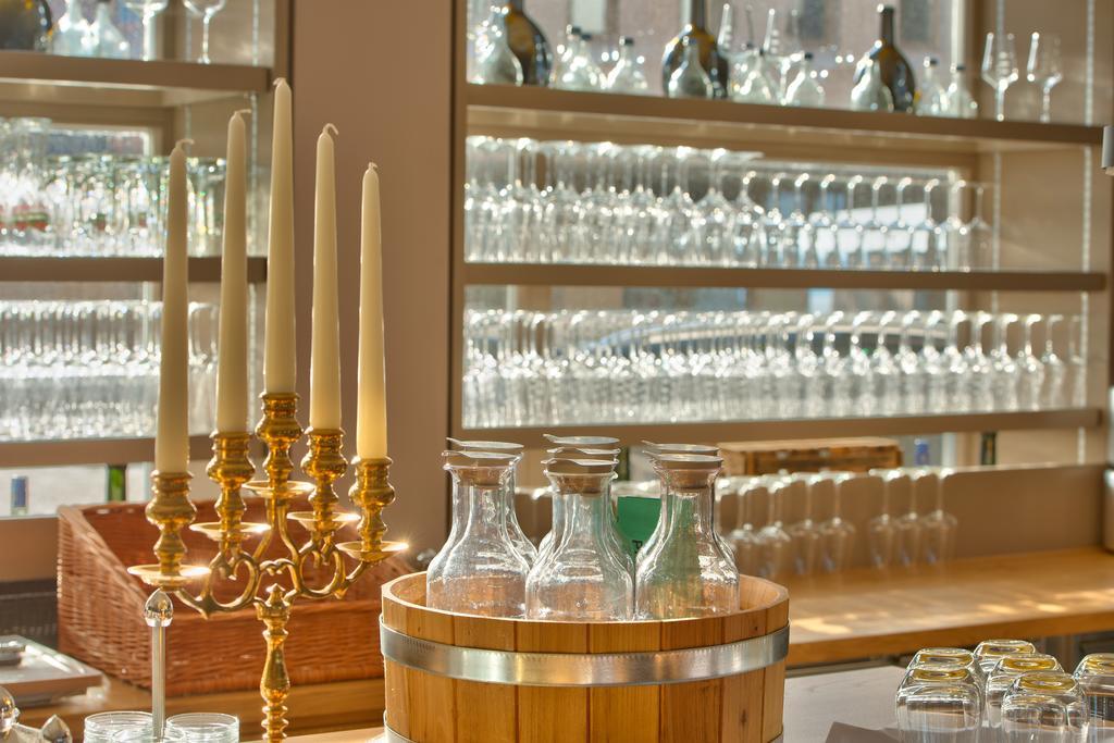 Vogelsburg Hotel Escherndorf Eksteriør billede