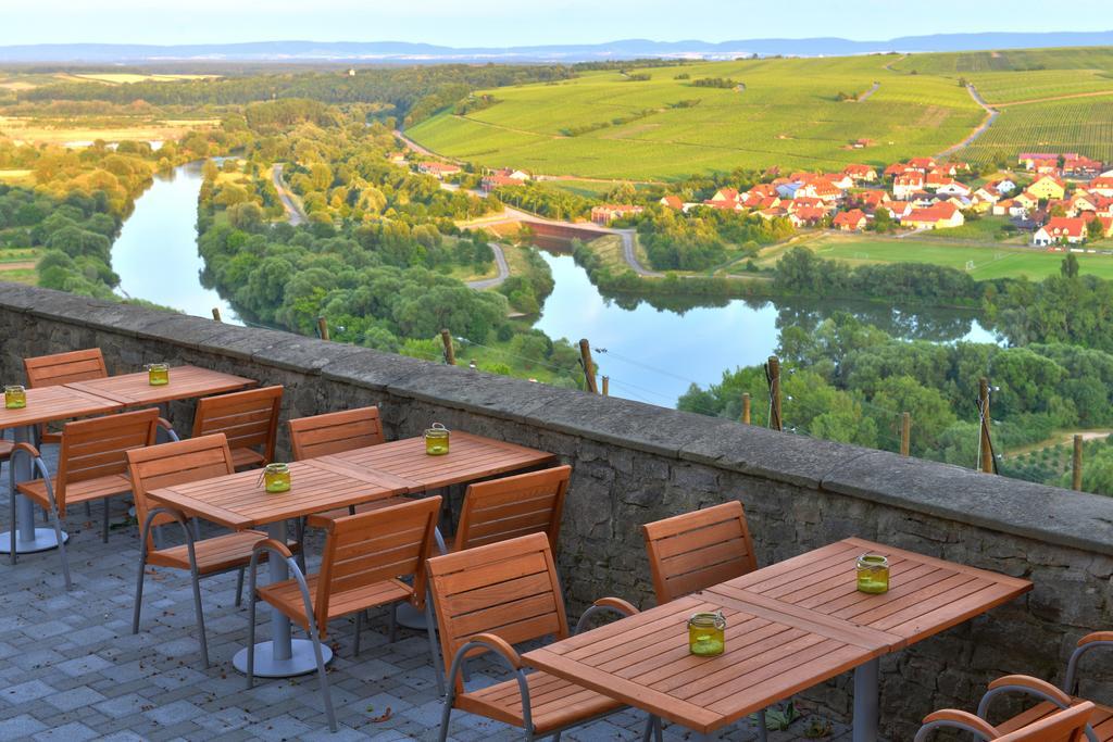 Vogelsburg Hotel Escherndorf Eksteriør billede