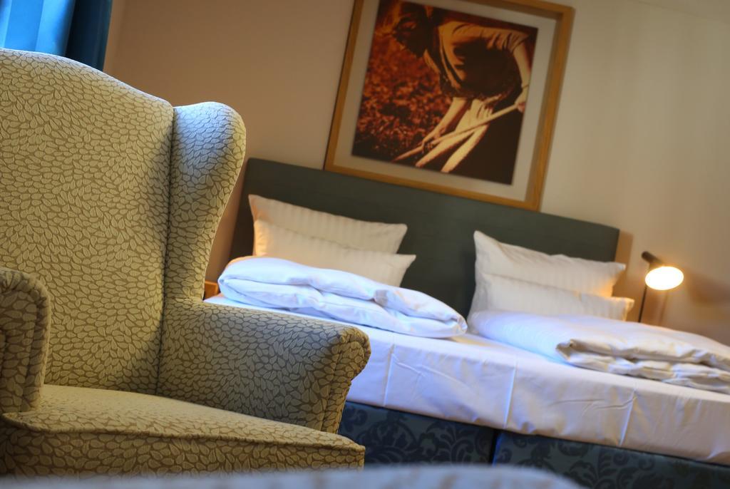 Vogelsburg Hotel Escherndorf Eksteriør billede